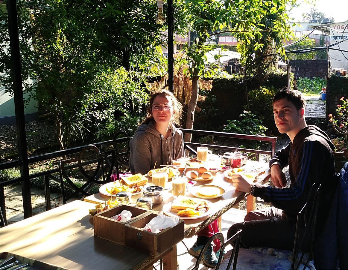 Yeti Guest House Pokhara Exterior foto